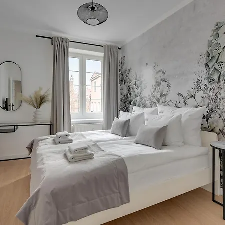 Apartment Old Town Ogarna Iv Glamour By Downtown Gdansk