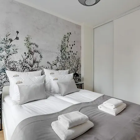 Old Town Ogarna Glamour By Downtown Апартаменты *